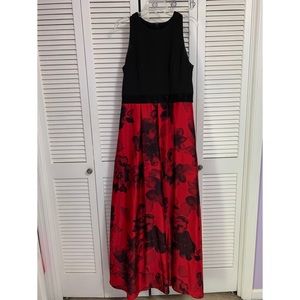 Scoop Neck, No Sleeve floral organza skirt dress